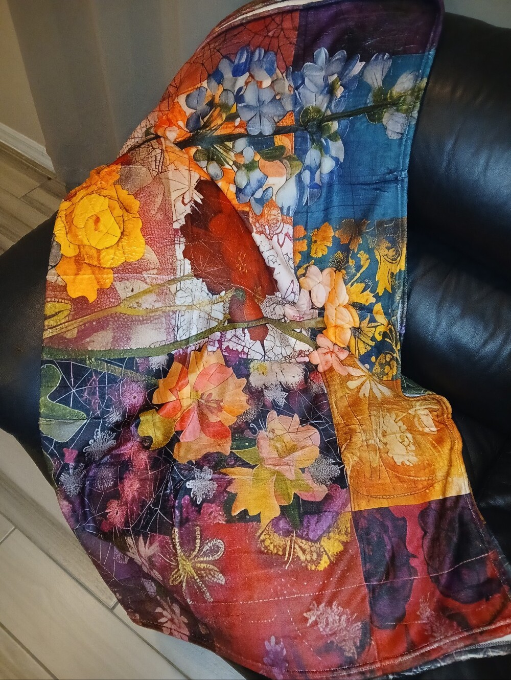 Floral Patchwork Quilt - Multicolor